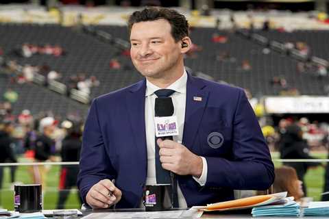 Tony Romo says Patriots are ‘DTF’ as another bizarre soundbite goes viral