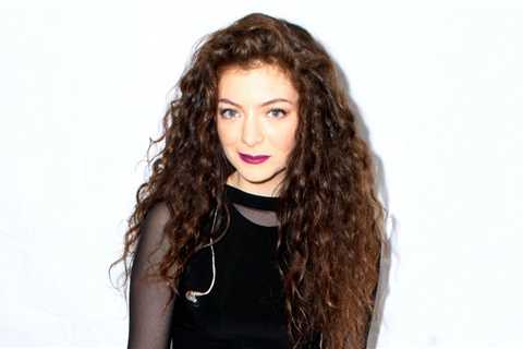 Birthday Melodrama: Billboard Crossword (Nov. 7, 2025)