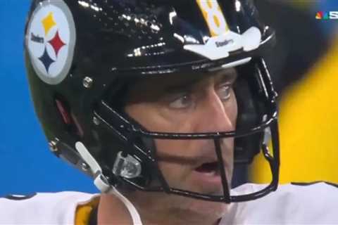 Aaron Rodgers appears to drop F-bomb over receiver’s miscue in worst Steelers performance yet
