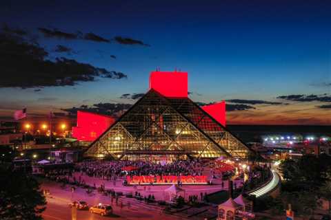 Rock & Roll Hall of Fame Wins Lawsuit Over Van Halen Photo in Museum Exhibit