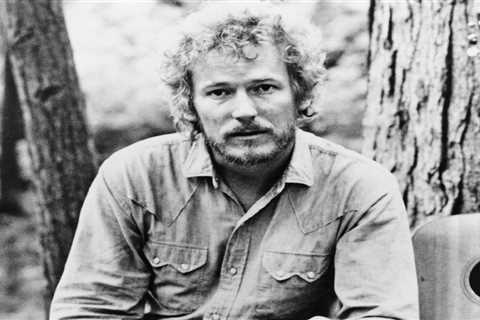 Gordon Lightfoot’s ‘Wreck of the Edmund Fitzgerald’ Sees Massive Streams & Sales Gains on 50th..