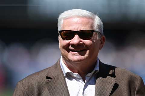 Padres eyeing potential sale after ugly family feud over ownership