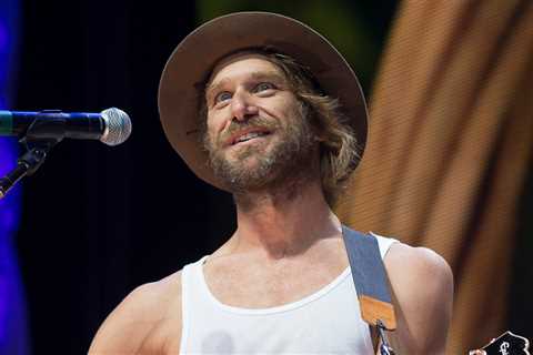 Alt-Country Star Todd Snider Dead at 59