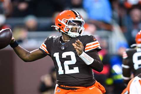 Shannon Sharpe puts Shedeur Sanders disaster on Browns coach