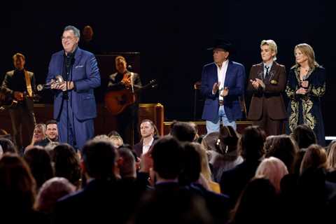 Brandi Carlile, George Strait & More Pay Tribute to Vince Gill at the 2025 CMA Awards