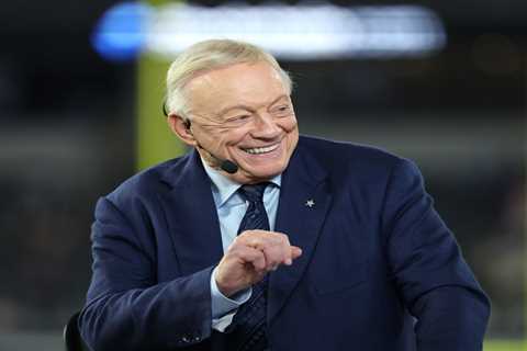 Jerry Jones wants ‘some of that strife’ boiling over in the Eagles locker room
