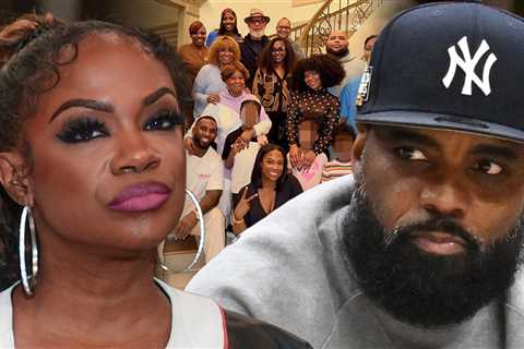 Kandi Burruss Says She Didn't Exclude Estranged Husband Todd from Thanksgiving