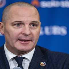 Mathieu Darche already staring down a pivotal Islanders crossroads