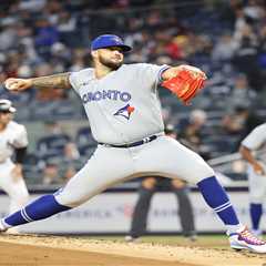 Former All-Star Alek Manoah signs one-year, $1.95 million contract with Angels