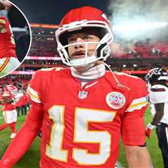 Patrick Mahomes’ awful night, brutal Travis Kelce drop has Chiefs on brink of missing playoffs