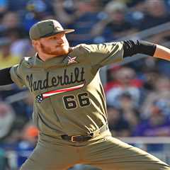 Yankees take another pitching flier with Drake Fellows signing