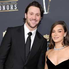 Hailee Steinfeld Reveals She’s Expecting First Baby With NFL Quarterback Husband Josh Allen in..