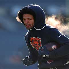 Bears wide receiver Rome Odunze scratched just before kickoff