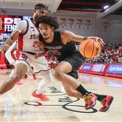 Bryce Hopkins breaks through to lead St. John’s in rout of Harvard