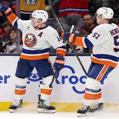 Islanders collapse late in ugly loss to Blue Jackets after star’s ejection