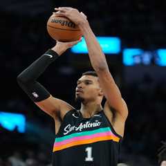 Knicks close out 2025 with NBA Cup final rematch against Spurs, Victor Wembanyama