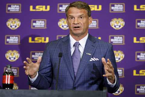 Ole Miss rises in latest College Football Playoff rankings despite Lane Kiffin’s exit