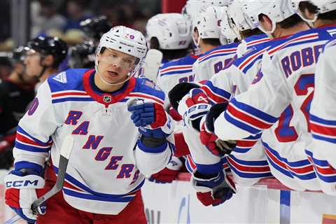 Rangers’ Artemi Panarin records 900th point — but didn’t know it at first