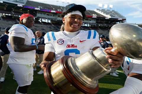 New LSU staffers returning to Ole Miss for CFP run after messy Lane Kiffin exit