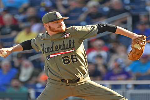 Yankees take another pitching flier with Drake Fellows signing