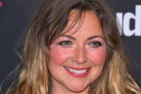 Charlotte Church Says She Generally Stinks And Doesn't Use Deodorant
