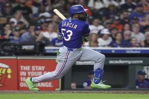 Phillies sign All-Star outfielder Adolis Garcia with Nick Castellanos on way out