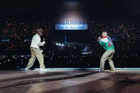 Bad Bunny & J Balvin Reconcile at Final Show of Debi Tírar Más Fotos World Tour: ‘Waiting for the..