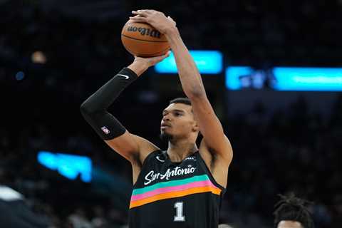 Knicks close out 2025 with NBA Cup final rematch against Spurs, Victor Wembanyama