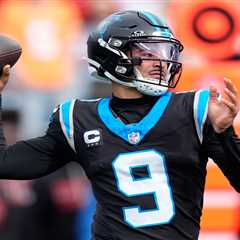 theScore Bet bonus code NPNEWS: Bet $10, get $100 in bonus bets for Panthers vs. Buccaneers