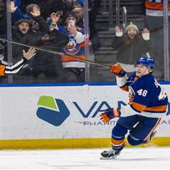 Matthew Schaefer’s overtime goal propels Islanders to comeback win over Maple Leafs