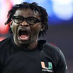 Michael Irvin loses his mind as Carson Beck scores game-winning Miami touchdown
