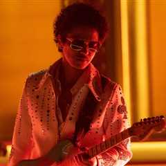 Bruno Mars’ ‘I Just Might’ Off to Huge Streaming Start, Boosts Rest of His Back Catalog 75%