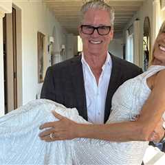 'Wheel Of Fortune' Icon Vanna White Ties the Knot With John Donaldson