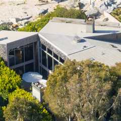 Ellen DeGeneres Goes Mansion Shopping Despite Nationwide Protest Call