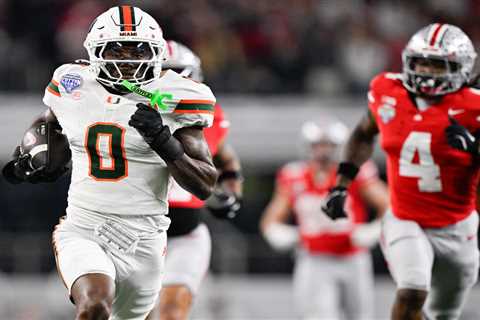 Miami stuns defending champ Ohio State to advance to CFP semis