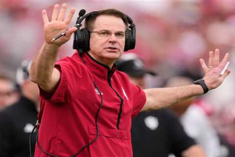 2025-26 College Football Playoff semifinal predictions, picks, odds