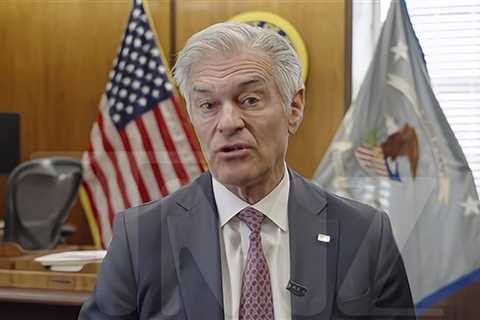 Dr. Oz Defends Changes to Federal Guidelines on Alcohol