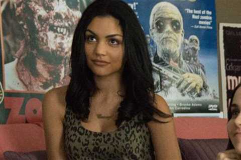 Casey In 'The DUFF' 'Memba Her?!