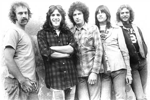 Eagles’ ‘Greatest Hits’ Is First Album to Be Certified Quadruple Diamond by RIAA