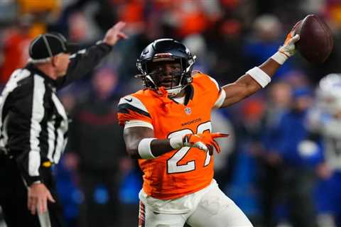 Refs deserve all the praise for getting it right in Bills-Broncos battle — yes, even when it got..