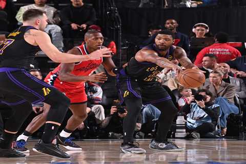 Lakers offensive issues boil down to roster of “free agents and player options”