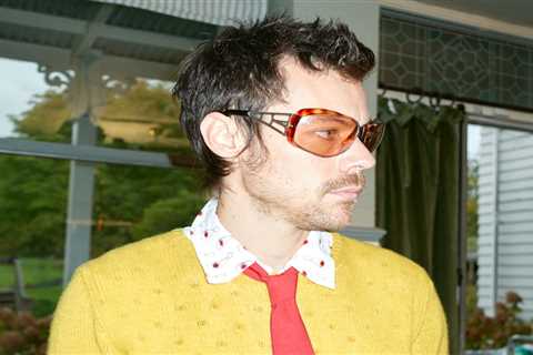 Harry Styles Lets the Light In on New Song ‘Aperture’: Stream It Now