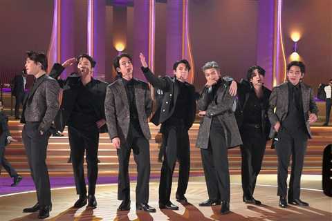 BTS Arirang World Tour Dream Setlist