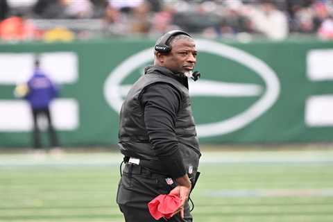 Aaron Glenn making sweeping changes to Jets staff after ugly 2025