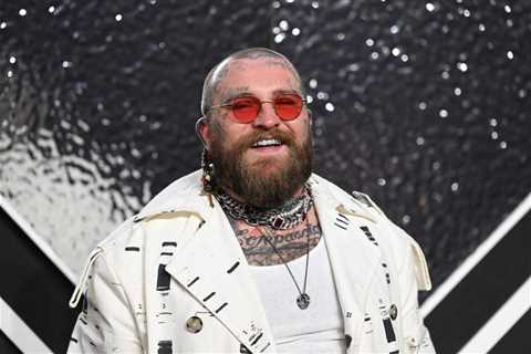 Teddy Swims to Headline 2026 Super Bowl LX Tailgate Concert