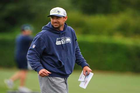 The prized coordinator holding up Raiders, Cardinals coaching searches