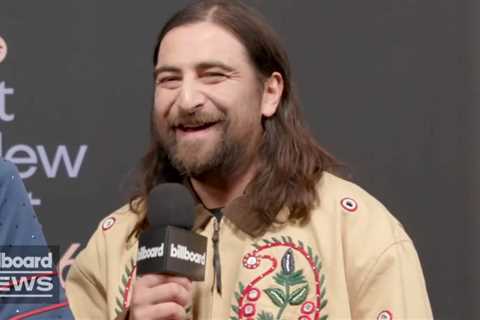 Noah Kahan On New Song, “The Great Divide,” & New Album, Gives Olivia Dean Her Flowers | Spotify..