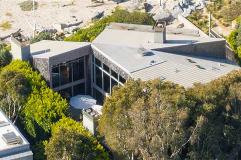 Ellen DeGeneres Goes Mansion Shopping Despite Nationwide Protest Call