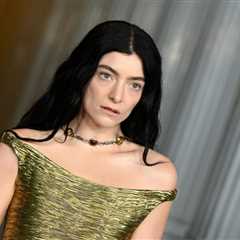Lorde Donates Six Figures of Her Merch Sales to Minnesota Immigrant Funds: ‘ICE Out’