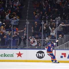 Bo Horvat long-awaited scoring breakout comes at perfect time for Islanders